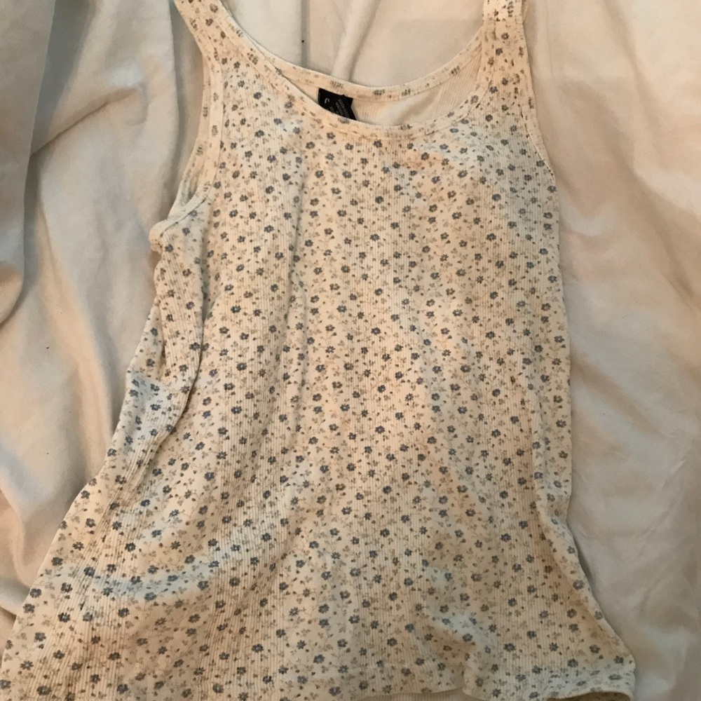 Flower Gap t-shirt
